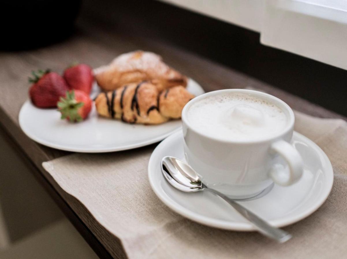 Hotel Lory Форли Экстерьер фото